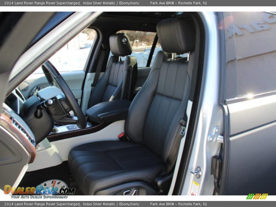 Front Seat of 2014 Land Rover Range Rover Supercharged Photo #14
