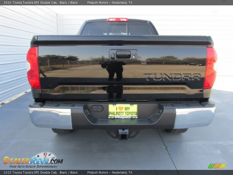 2015 Toyota Tundra SR5 Double Cab Black / Black Photo #5