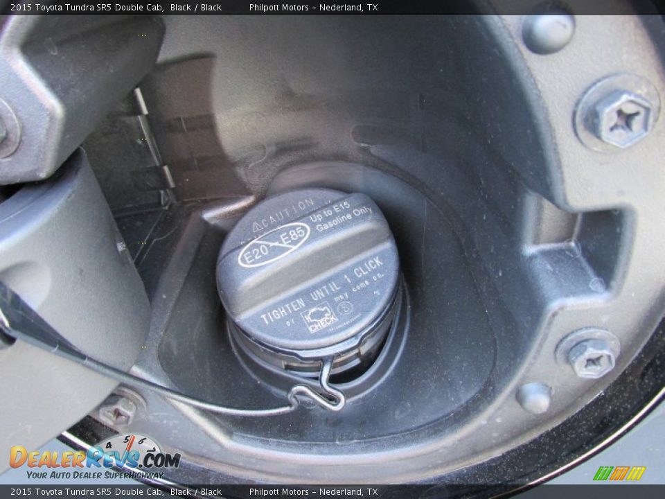 2015 Toyota Tundra SR5 Double Cab Black / Black Photo #16