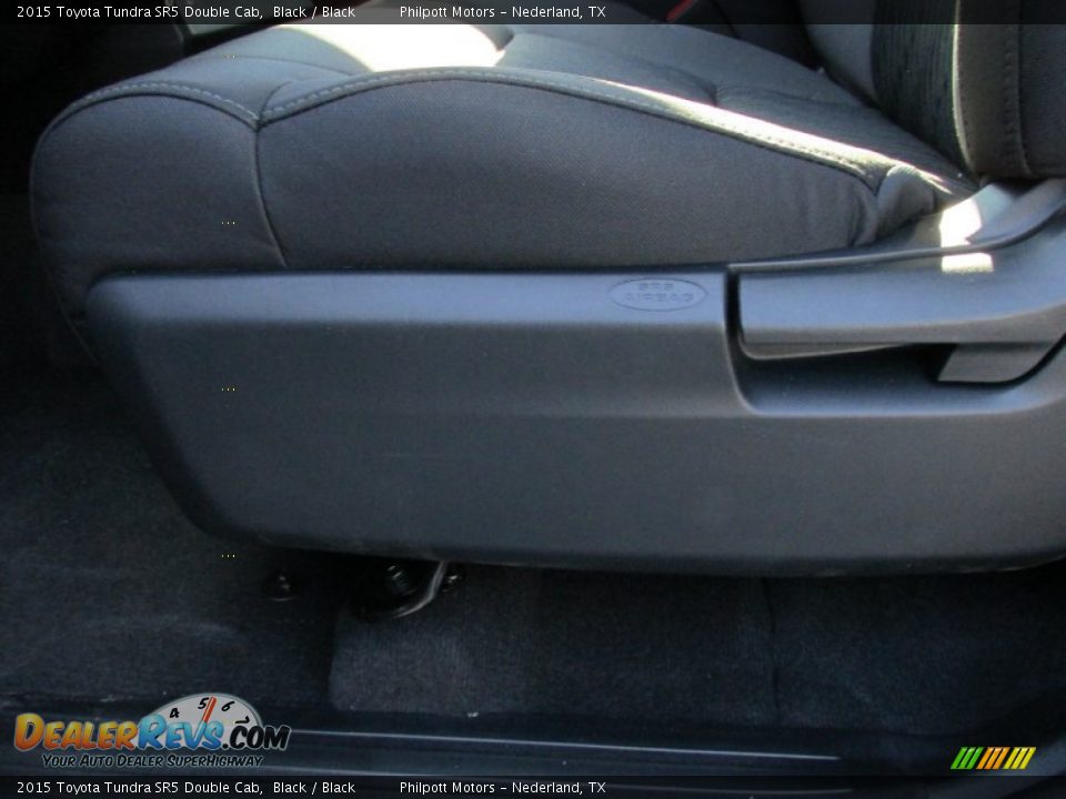 2015 Toyota Tundra SR5 Double Cab Black / Black Photo #24