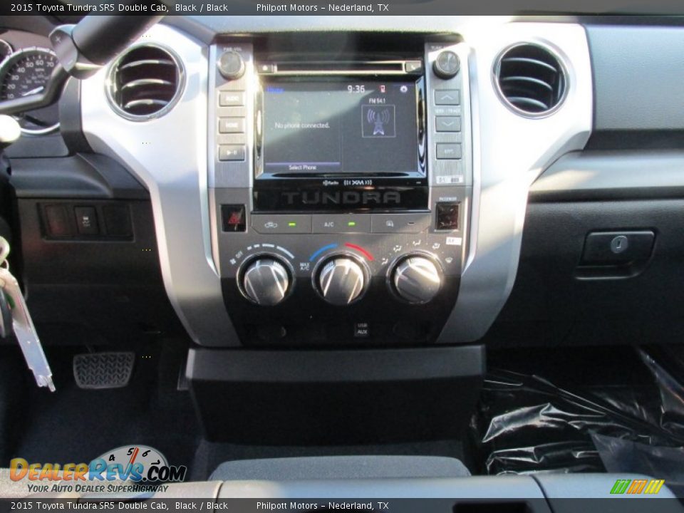 2015 Toyota Tundra SR5 Double Cab Black / Black Photo #26