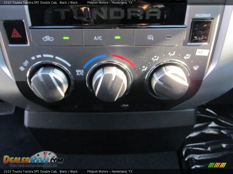 2015 Toyota Tundra SR5 Double Cab Black / Black Photo #28