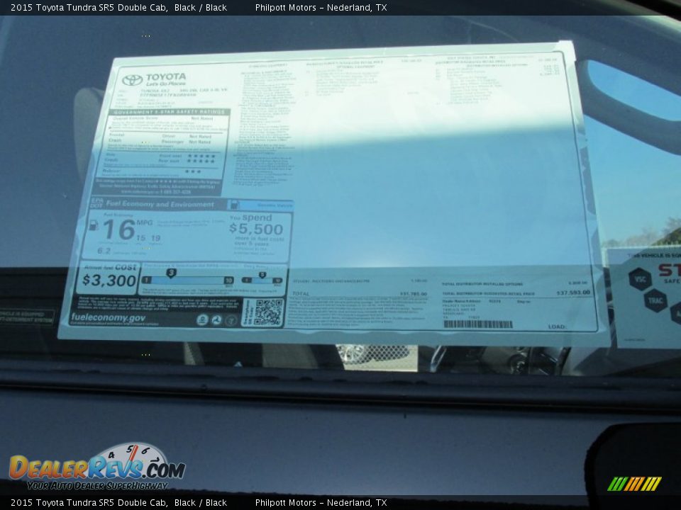 2015 Toyota Tundra SR5 Double Cab Black / Black Photo #32