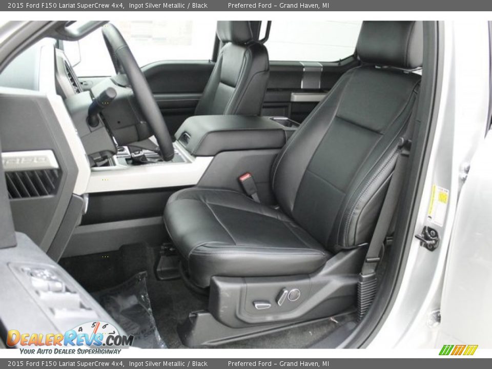 Front Seat of 2015 Ford F150 Lariat SuperCrew 4x4 Photo #7