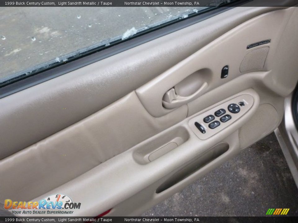 1999 Buick Century Custom Light Sandrift Metallic / Taupe Photo #11