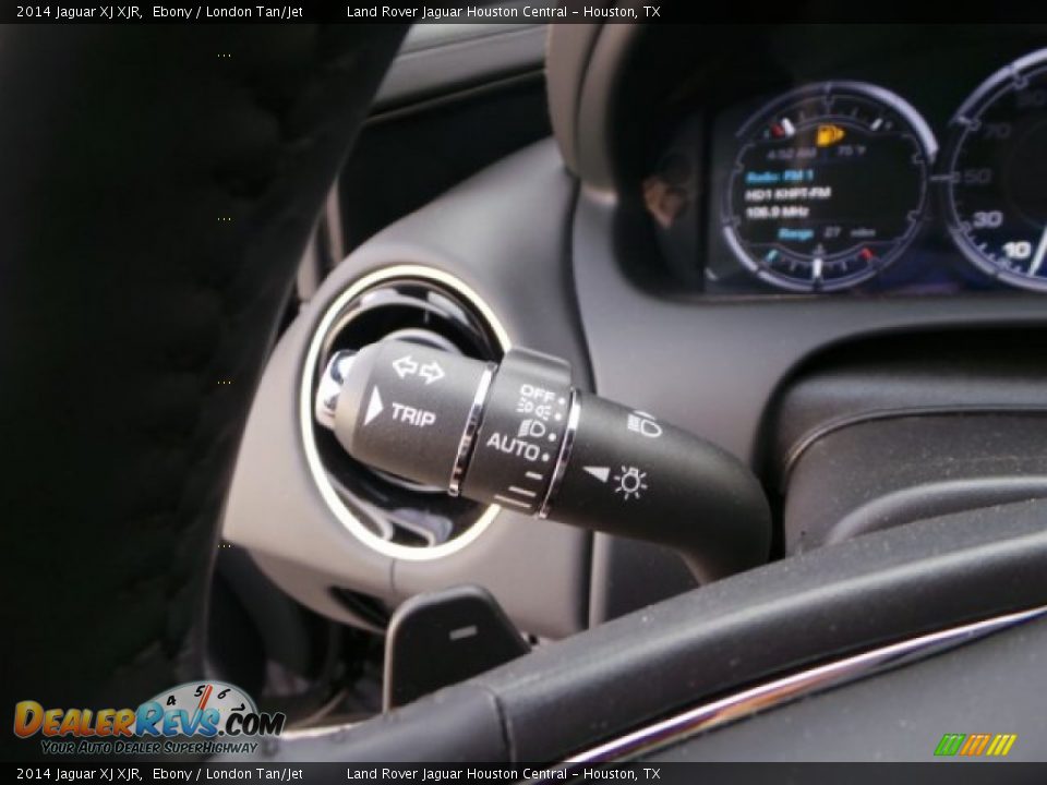 Controls of 2014 Jaguar XJ XJR Photo #16