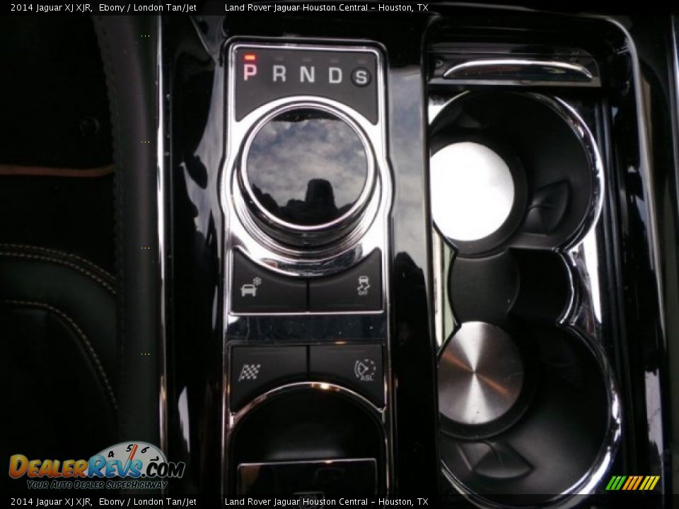 2014 Jaguar XJ XJR Shifter Photo #23