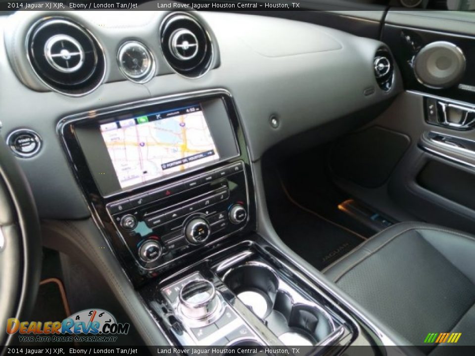 Controls of 2014 Jaguar XJ XJR Photo #27