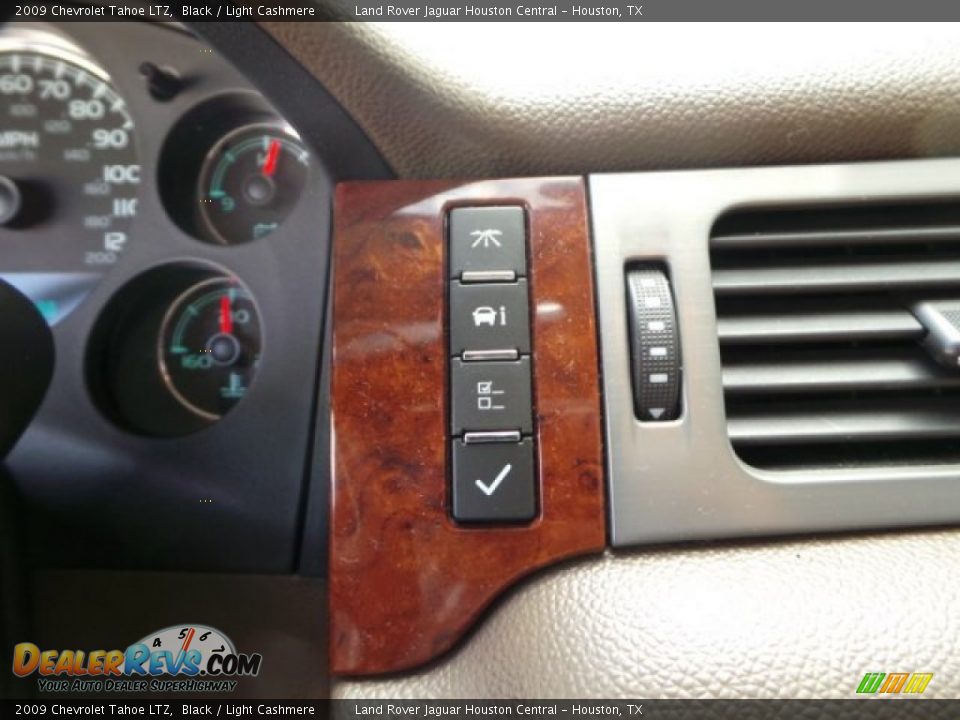 2009 Chevrolet Tahoe LTZ Black / Light Cashmere Photo #16