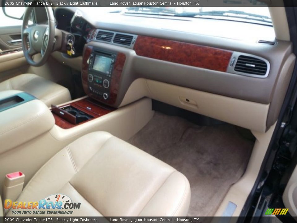2009 Chevrolet Tahoe LTZ Black / Light Cashmere Photo #25