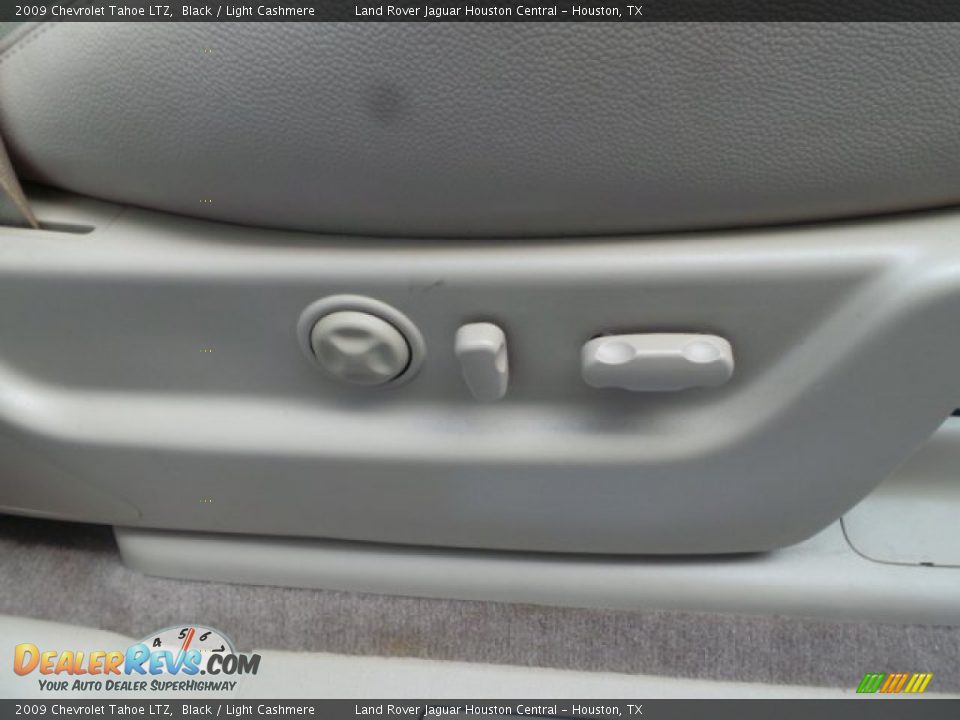 2009 Chevrolet Tahoe LTZ Black / Light Cashmere Photo #27