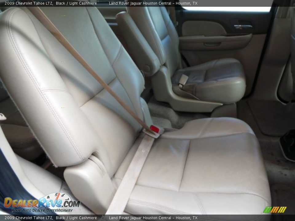 2009 Chevrolet Tahoe LTZ Black / Light Cashmere Photo #29
