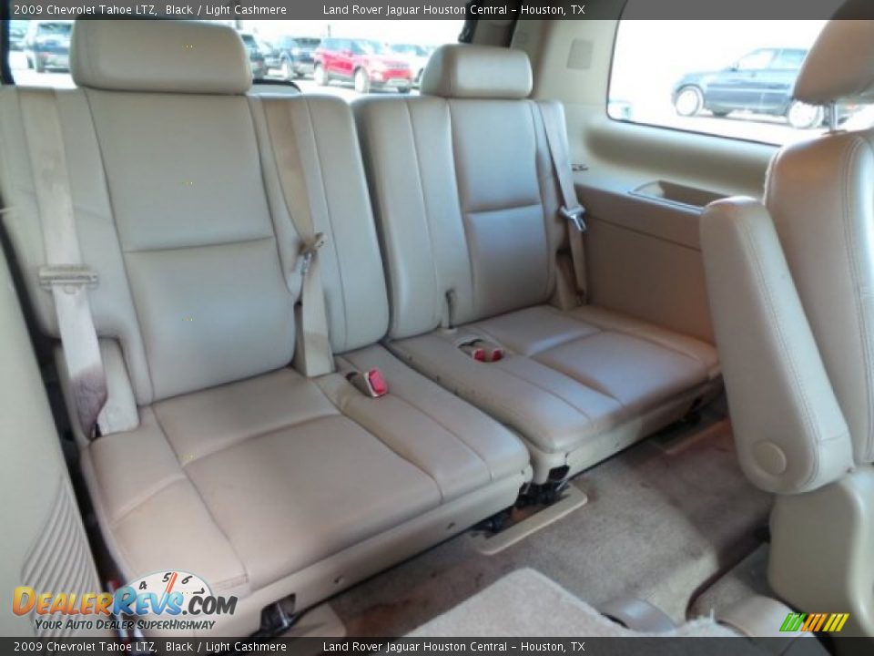2009 Chevrolet Tahoe LTZ Black / Light Cashmere Photo #30