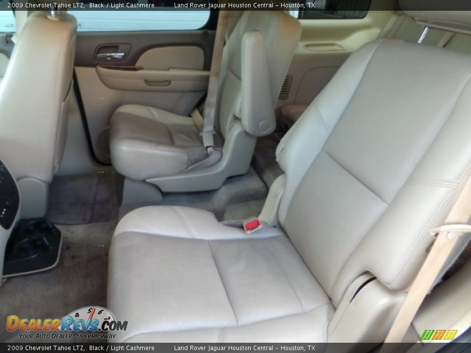 2009 Chevrolet Tahoe LTZ Black / Light Cashmere Photo #34