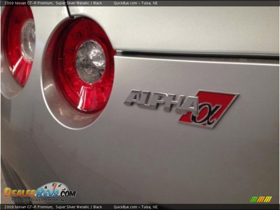 2009 Nissan GT-R Premium Super Silver Metallic / Black Photo #11