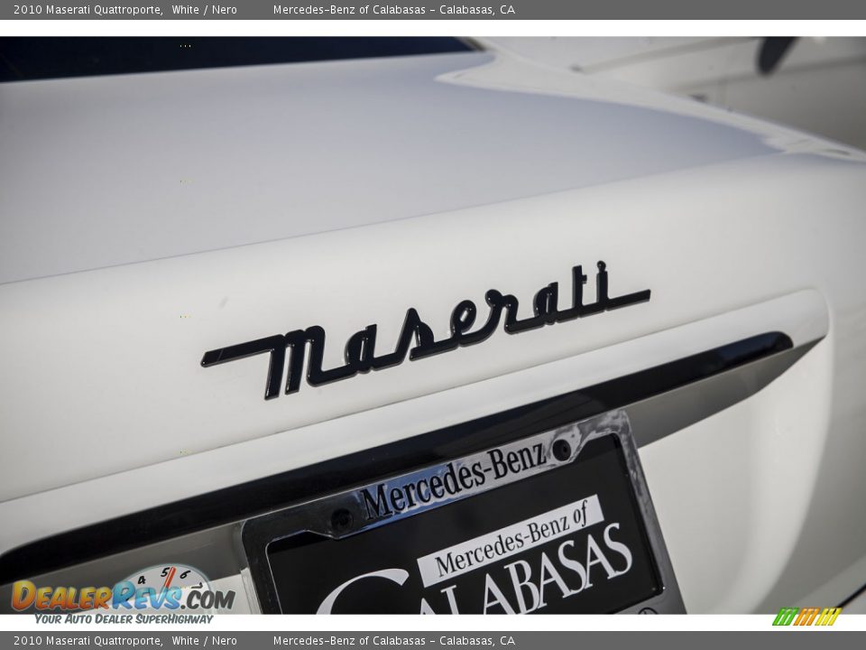 2010 Maserati Quattroporte White / Nero Photo #7