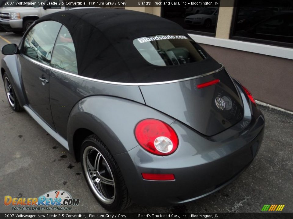 2007 Volkswagen New Beetle 2.5 Convertible Platinum Grey / Grey Photo #2