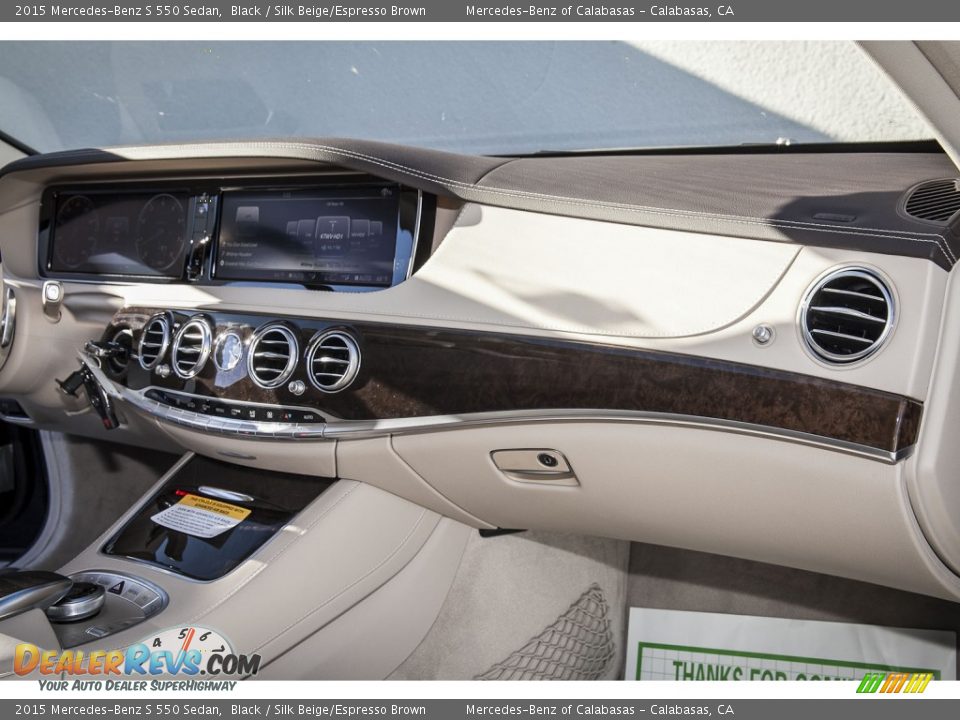 2015 Mercedes-Benz S 550 Sedan Black / Silk Beige/Espresso Brown Photo #8