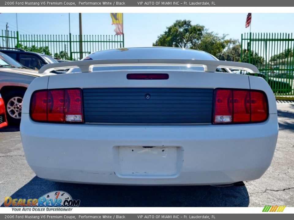 2006 Ford Mustang V6 Premium Coupe Performance White / Black Photo #29