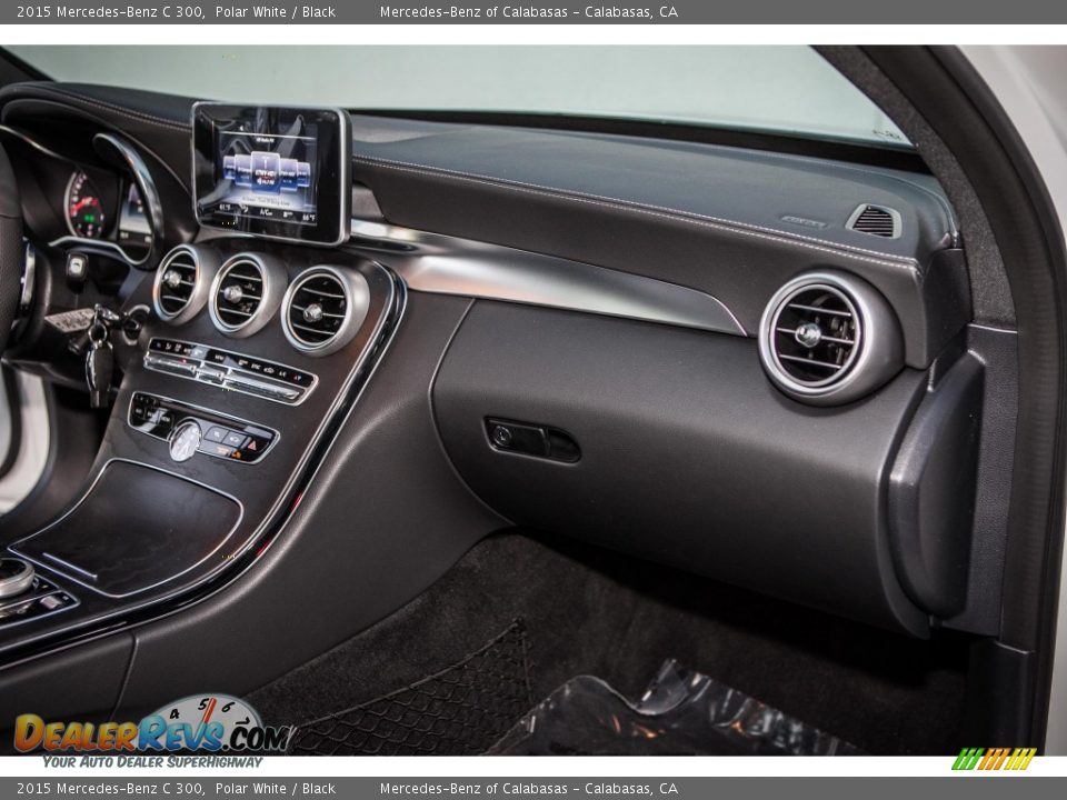 2015 Mercedes-Benz C 300 Polar White / Black Photo #8
