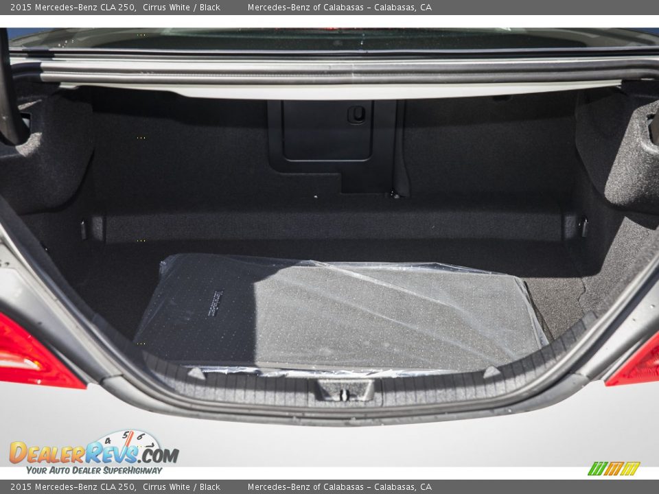 2015 Mercedes-Benz CLA 250 Cirrus White / Black Photo #4