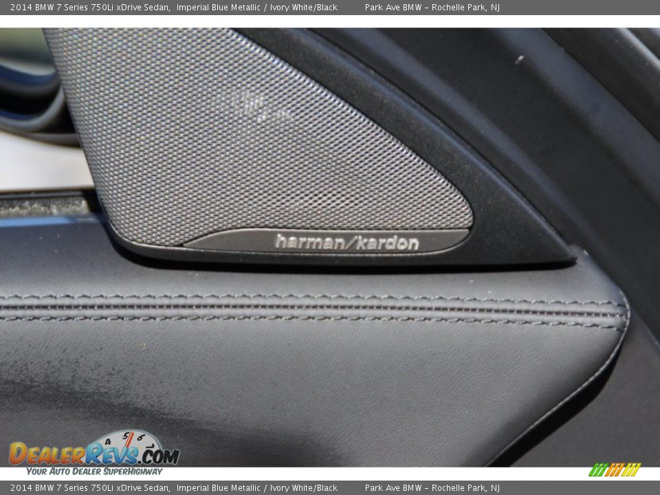 Audio System of 2014 BMW 7 Series 750Li xDrive Sedan Photo #11