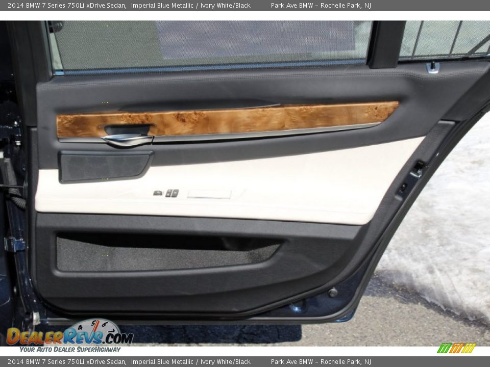 Door Panel of 2014 BMW 7 Series 750Li xDrive Sedan Photo #26