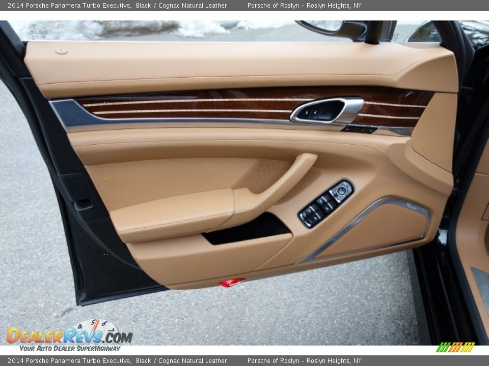Door Panel of 2014 Porsche Panamera Turbo Executive Photo #12