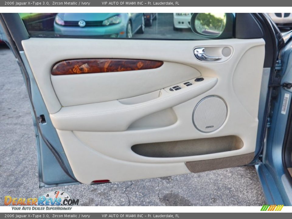 2006 Jaguar X-Type 3.0 Zircon Metallic / Ivory Photo #13