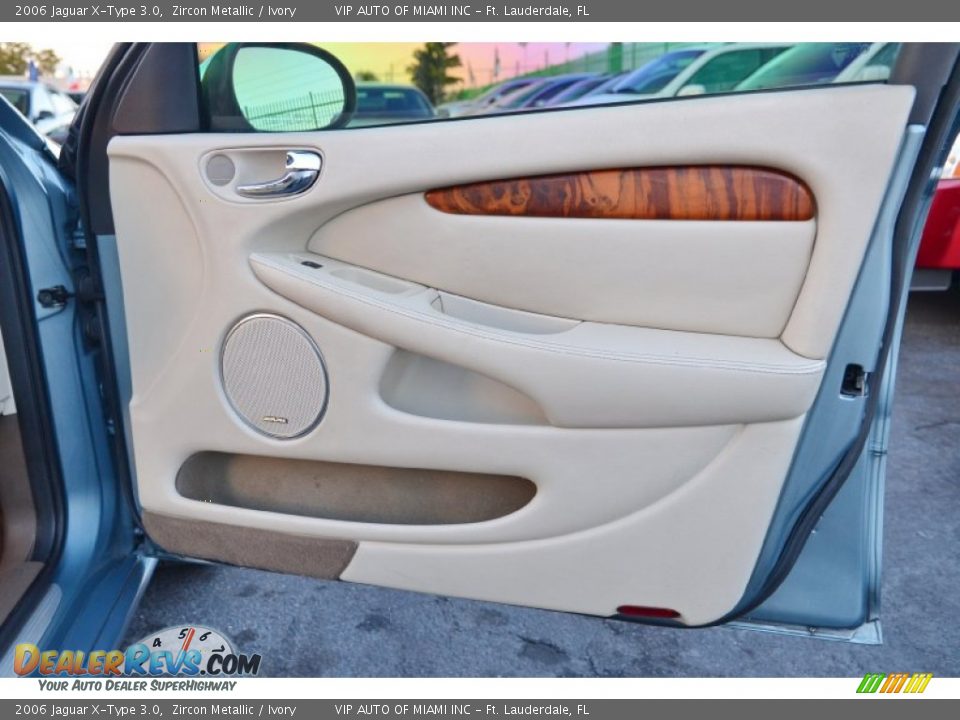 2006 Jaguar X-Type 3.0 Zircon Metallic / Ivory Photo #23