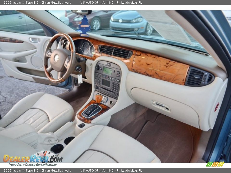 2006 Jaguar X-Type 3.0 Zircon Metallic / Ivory Photo #26