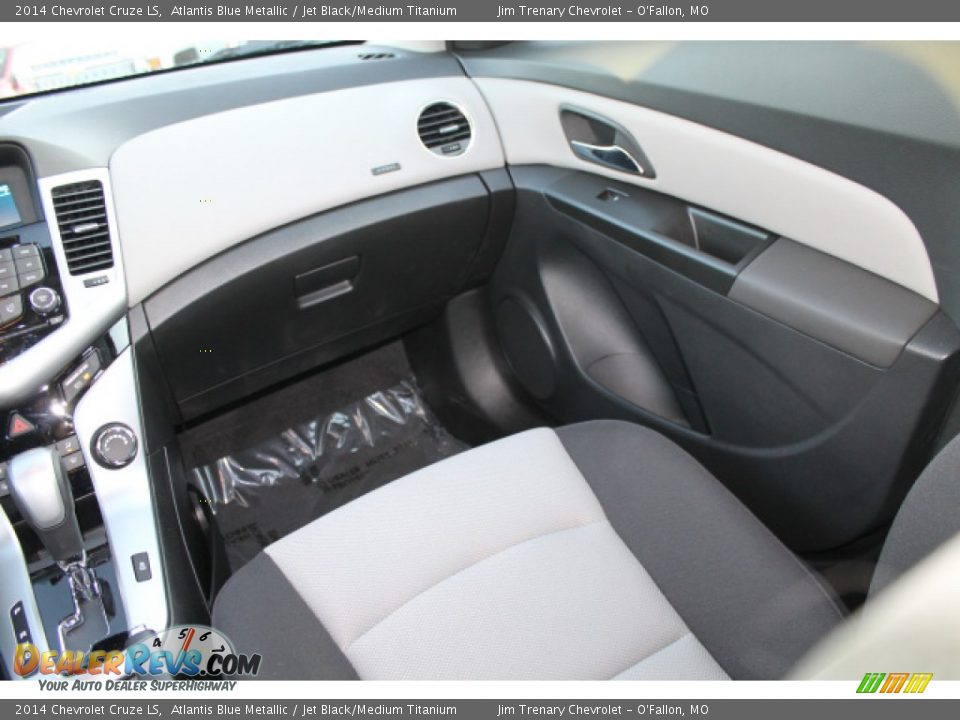 2014 Chevrolet Cruze LS Atlantis Blue Metallic / Jet Black/Medium Titanium Photo #13