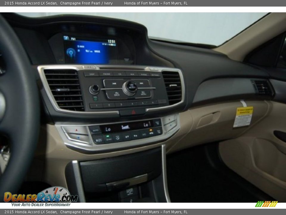 2015 Honda Accord LX Sedan Champagne Frost Pearl / Ivory Photo #11