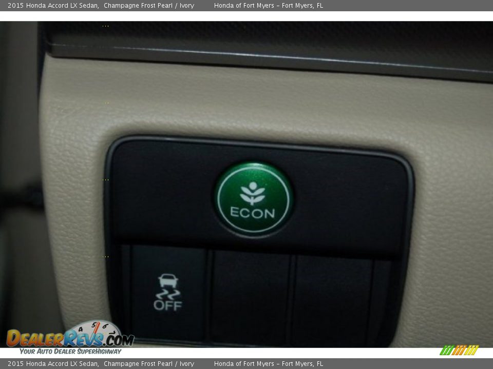 2015 Honda Accord LX Sedan Champagne Frost Pearl / Ivory Photo #16