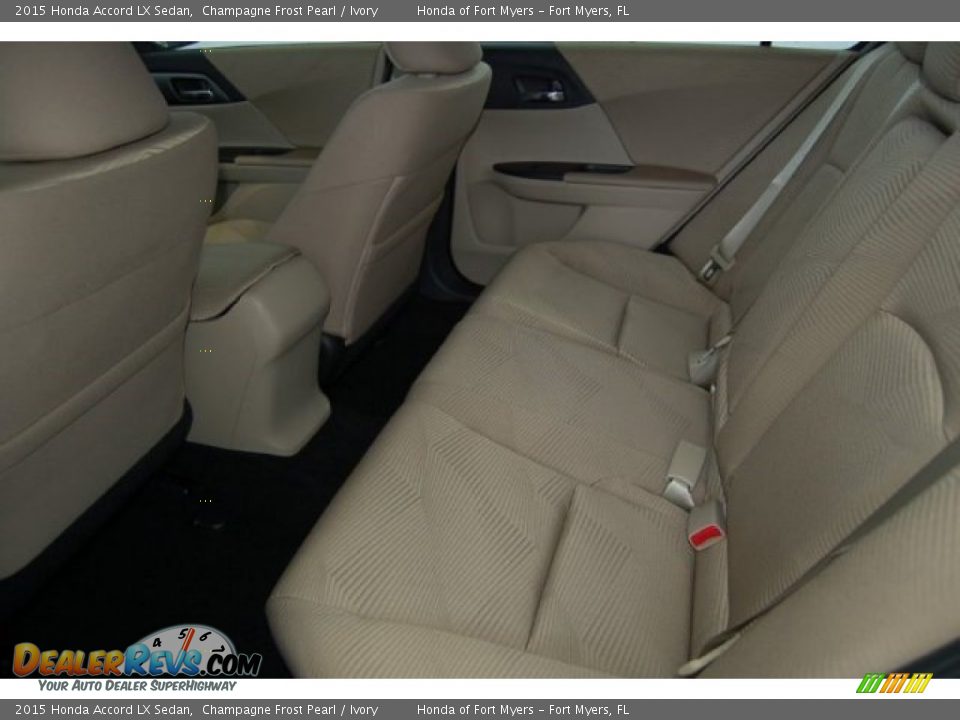 2015 Honda Accord LX Sedan Champagne Frost Pearl / Ivory Photo #23