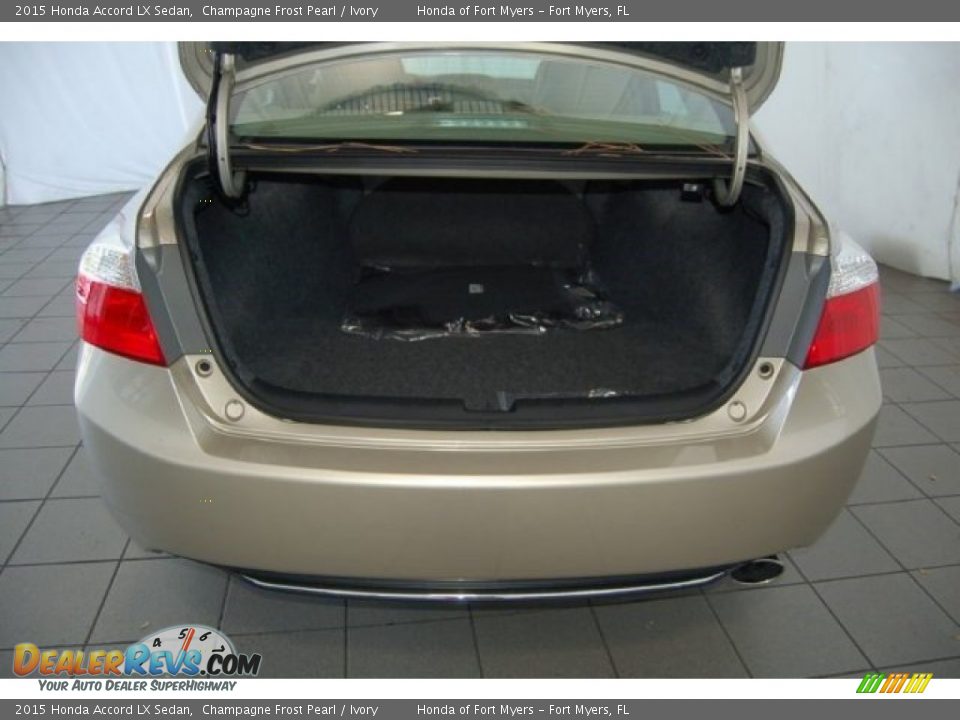 2015 Honda Accord LX Sedan Champagne Frost Pearl / Ivory Photo #24