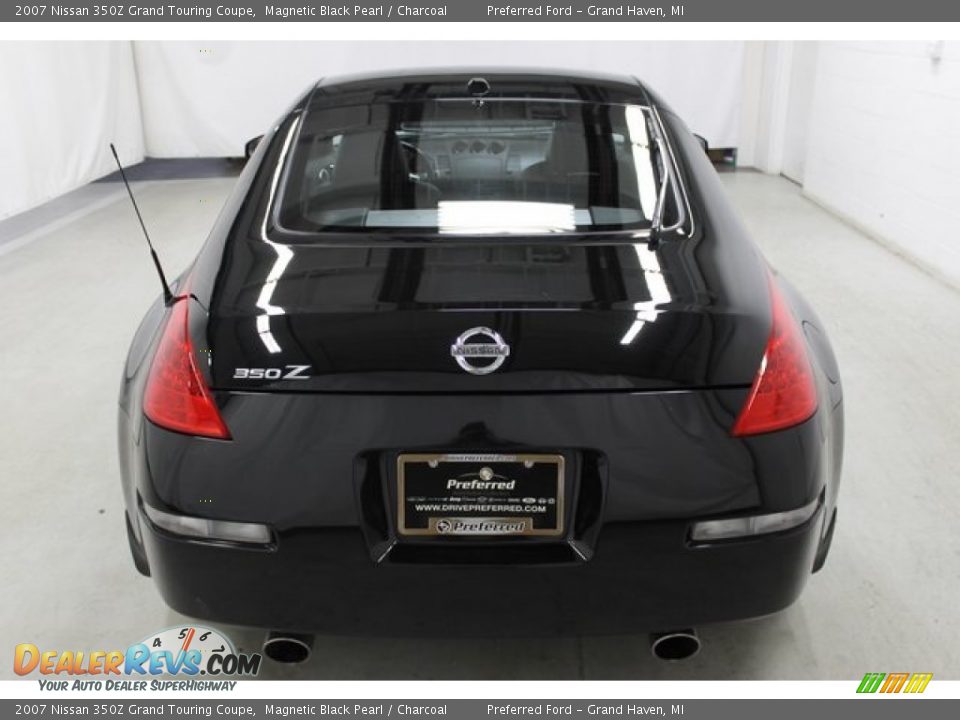 2007 Nissan 350Z Grand Touring Coupe Magnetic Black Pearl / Charcoal Photo #7