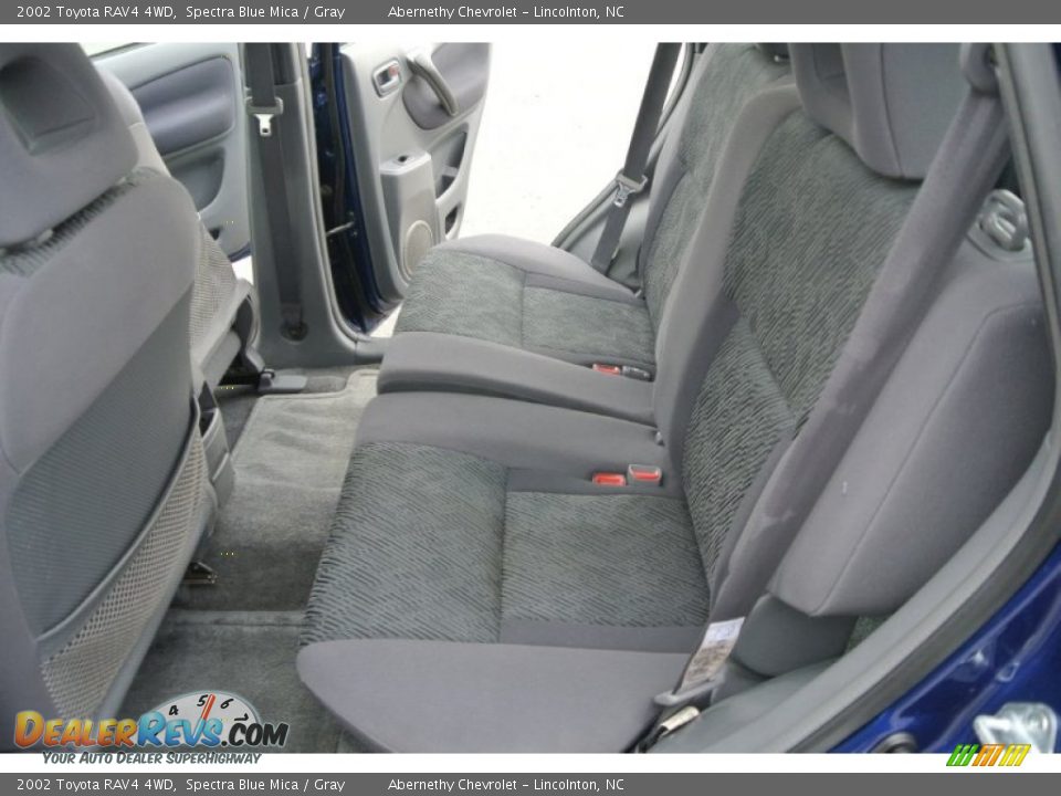 Rear Seat of 2002 Toyota RAV4 4WD Photo #16
