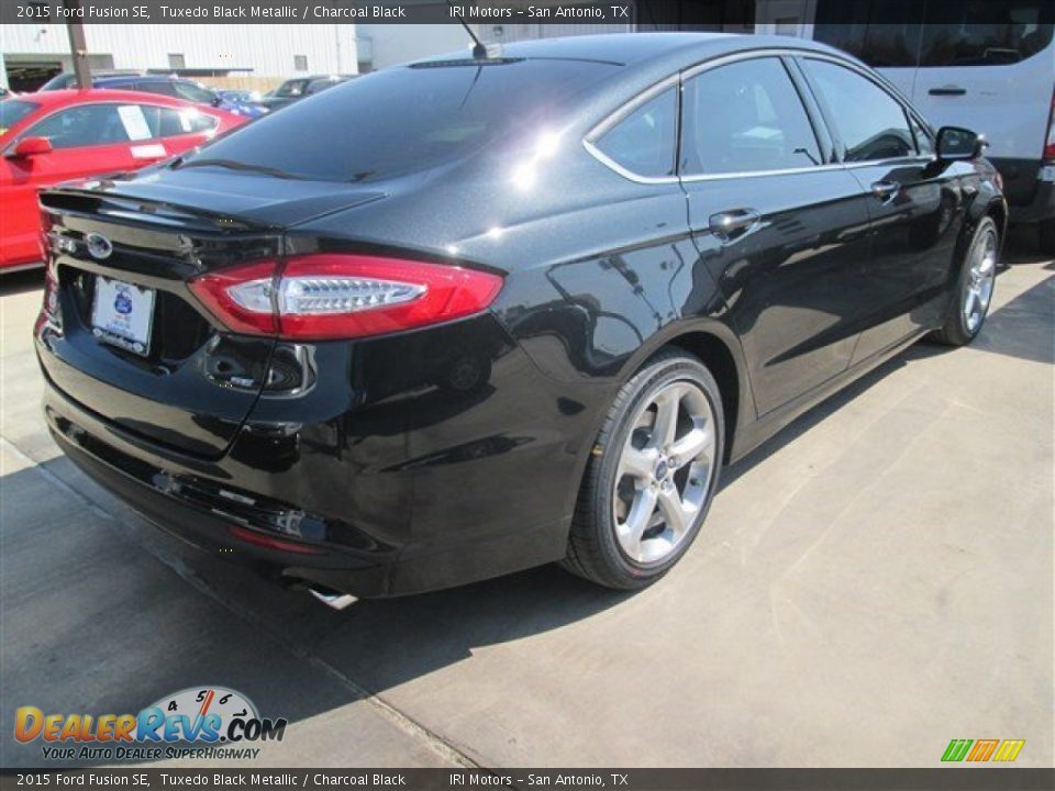 2015 Ford Fusion SE Tuxedo Black Metallic / Charcoal Black Photo #5