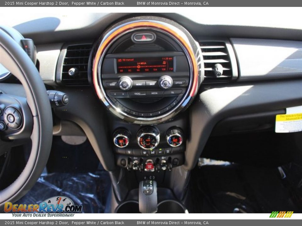 2015 Mini Cooper Hardtop 2 Door Pepper White / Carbon Black Photo #7