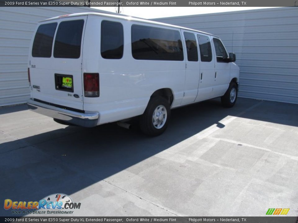 2009 Ford E Series Van E350 Super Duty XL Extended Passenger Oxford White / Medium Flint Photo #9