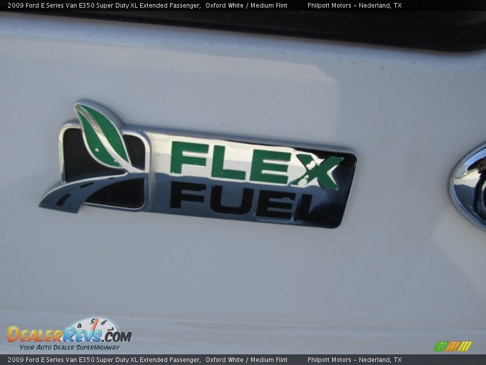 2009 Ford E Series Van E350 Super Duty XL Extended Passenger Oxford White / Medium Flint Photo #14