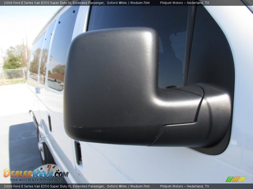 2009 Ford E Series Van E350 Super Duty XL Extended Passenger Oxford White / Medium Flint Photo #22