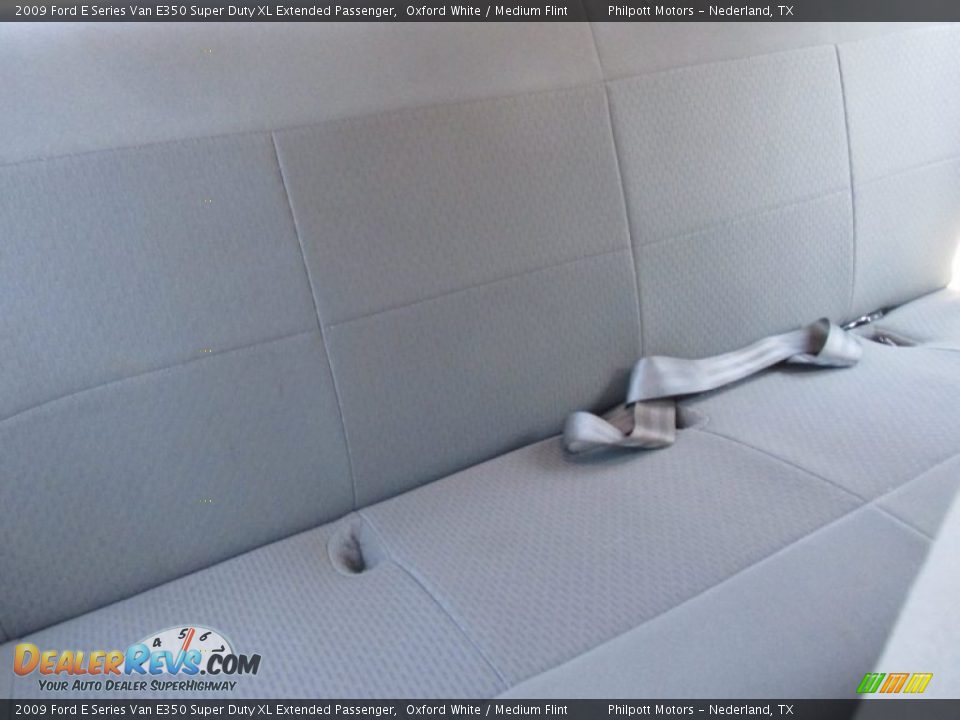 2009 Ford E Series Van E350 Super Duty XL Extended Passenger Oxford White / Medium Flint Photo #32