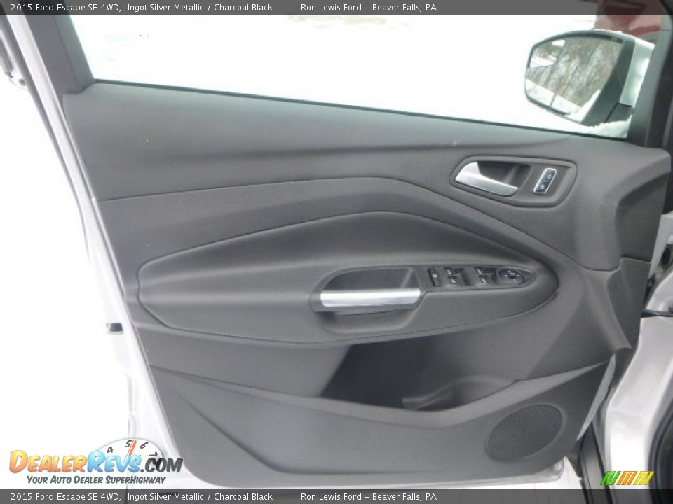2015 Ford Escape SE 4WD Ingot Silver Metallic / Charcoal Black Photo #16