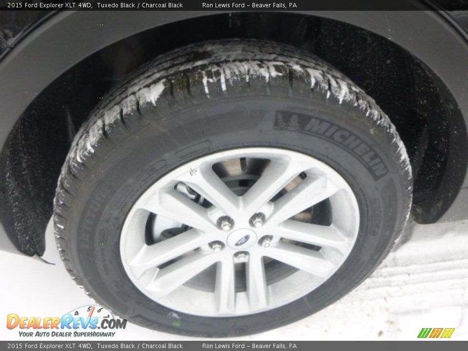 2015 Ford Explorer XLT 4WD Tuxedo Black / Charcoal Black Photo #5