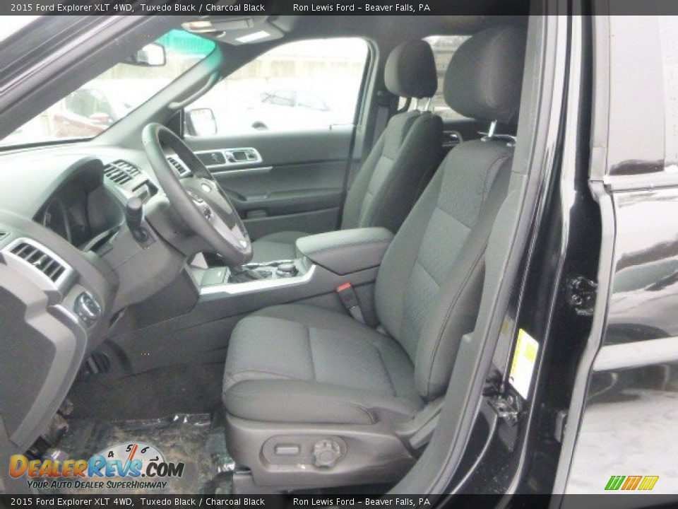 2015 Ford Explorer XLT 4WD Tuxedo Black / Charcoal Black Photo #15