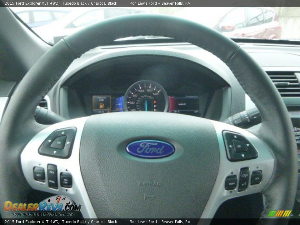 2015 Ford Explorer XLT 4WD Tuxedo Black / Charcoal Black Photo #18