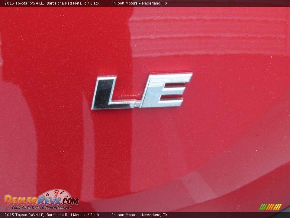 2015 Toyota RAV4 LE Logo Photo #16