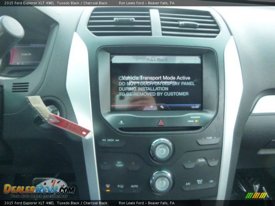 2015 Ford Explorer XLT 4WD Tuxedo Black / Charcoal Black Photo #19